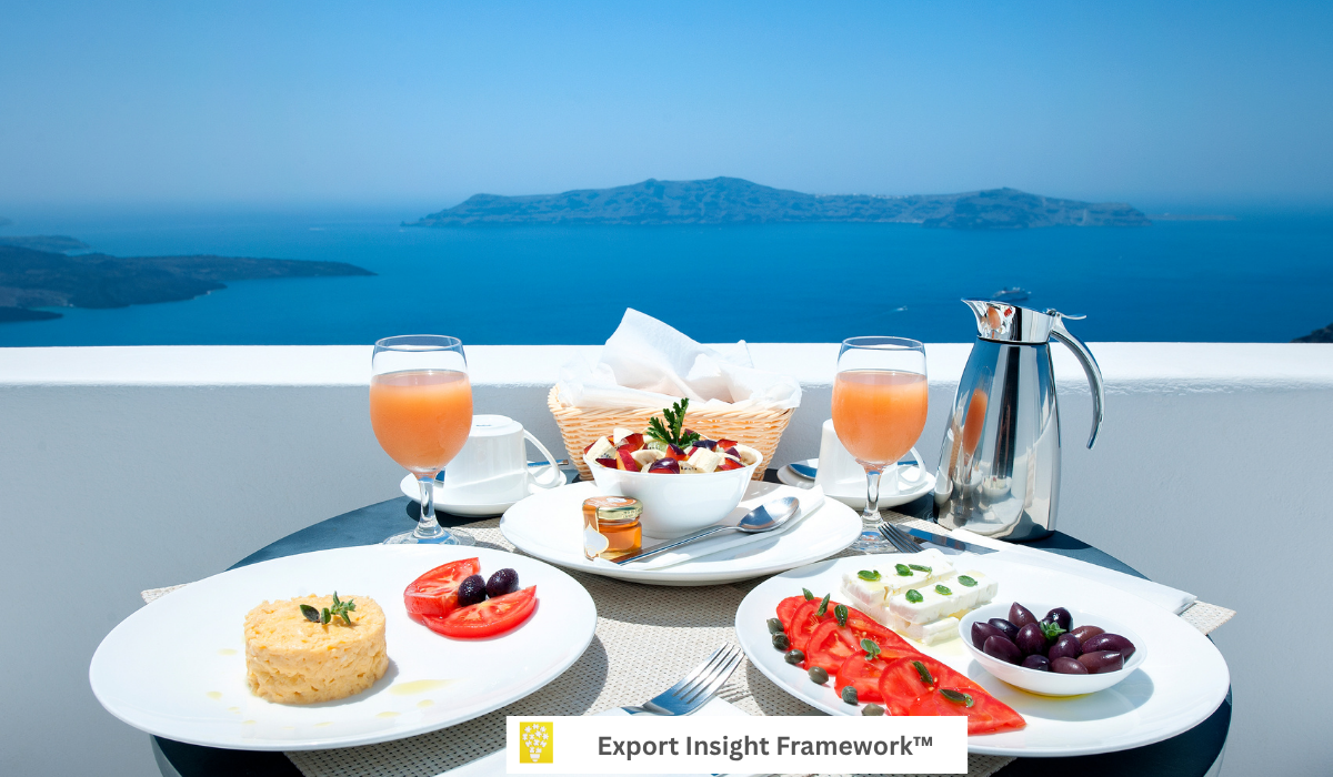 εικόνα σαντορίνης με τρία πιάτα